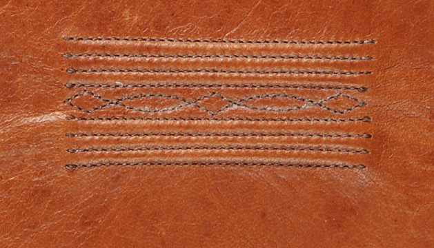 Wrinkle & Chain Toe Stitch